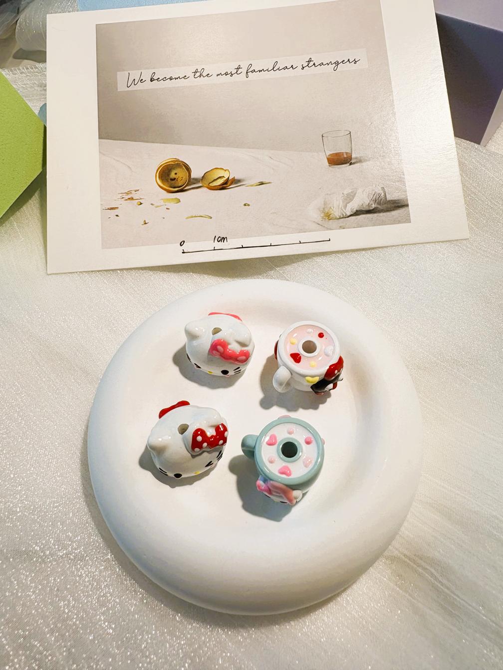 z_ A variety of cute cartoon bracelet resin accessories